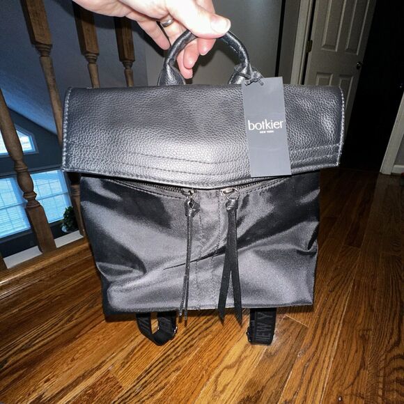 Botkier New York Trigger Black Bag Mini Backpack Black Nylon NWT - Picture 1 of 10